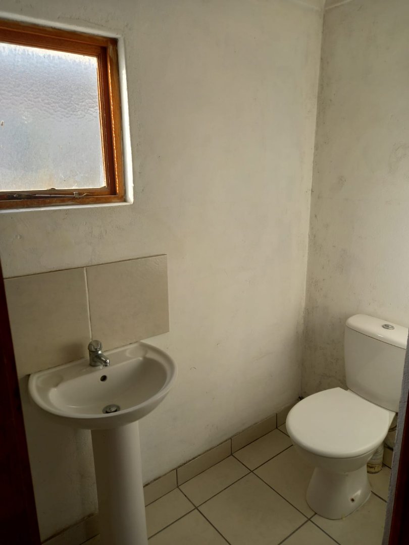 3 Bedroom Property for Sale in Mandela Park Western Cape